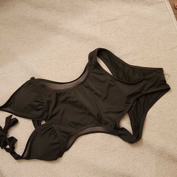 Shade & Shore Swim Shade Shore Olive Green One Piece Open Back